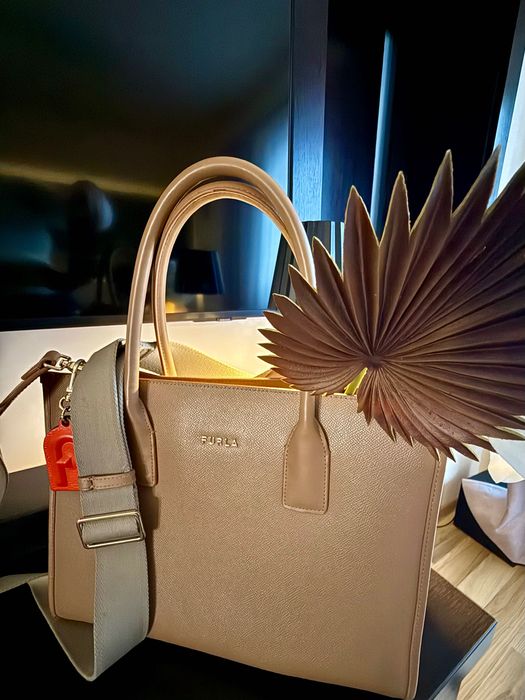 Geantă elegantă Furla