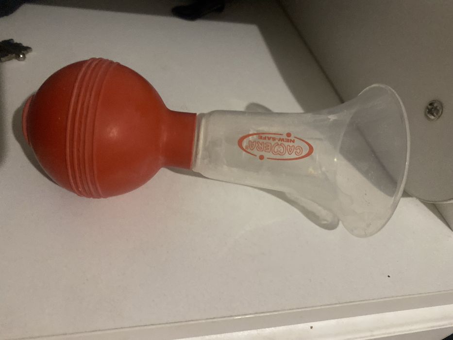 Ручной молокоотсос