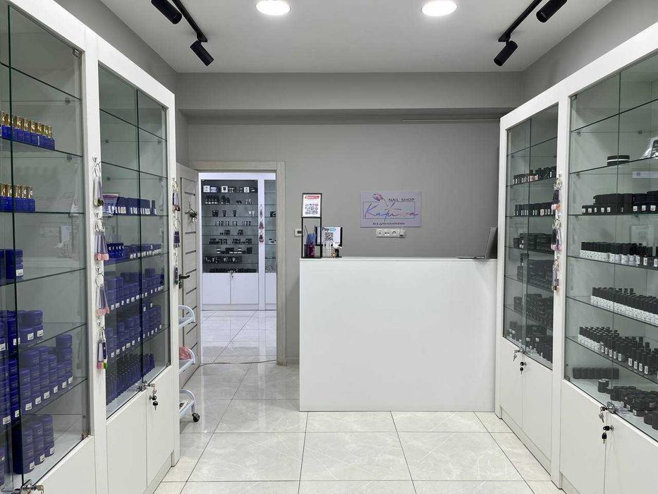 Ул. Айбек! Нежилой! Аренда!