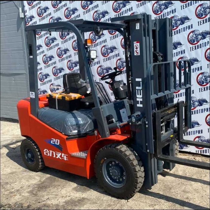 Дизельный вилочный погрузчик автокара  HELI 3 tonn перечисления бор