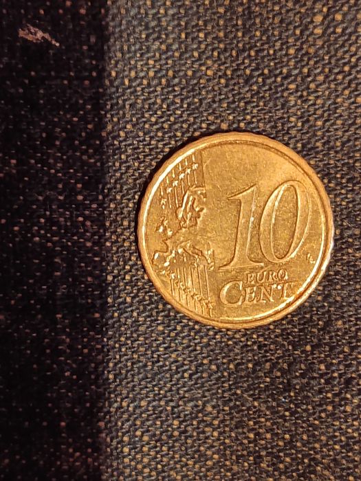 Moneda 10 euro centi 2017 Notre Dame rara de colecție
