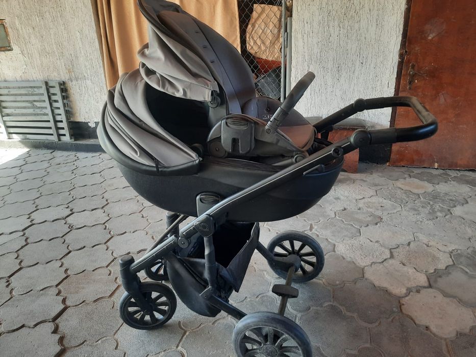 Продам детскую коляску Anex M-Type! 2 в 1. Срочно!!!