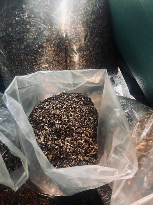 Tocatura lemn/mulci pentru decor gradina, permacultura