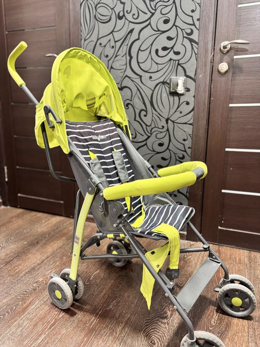 Продам коляску трость