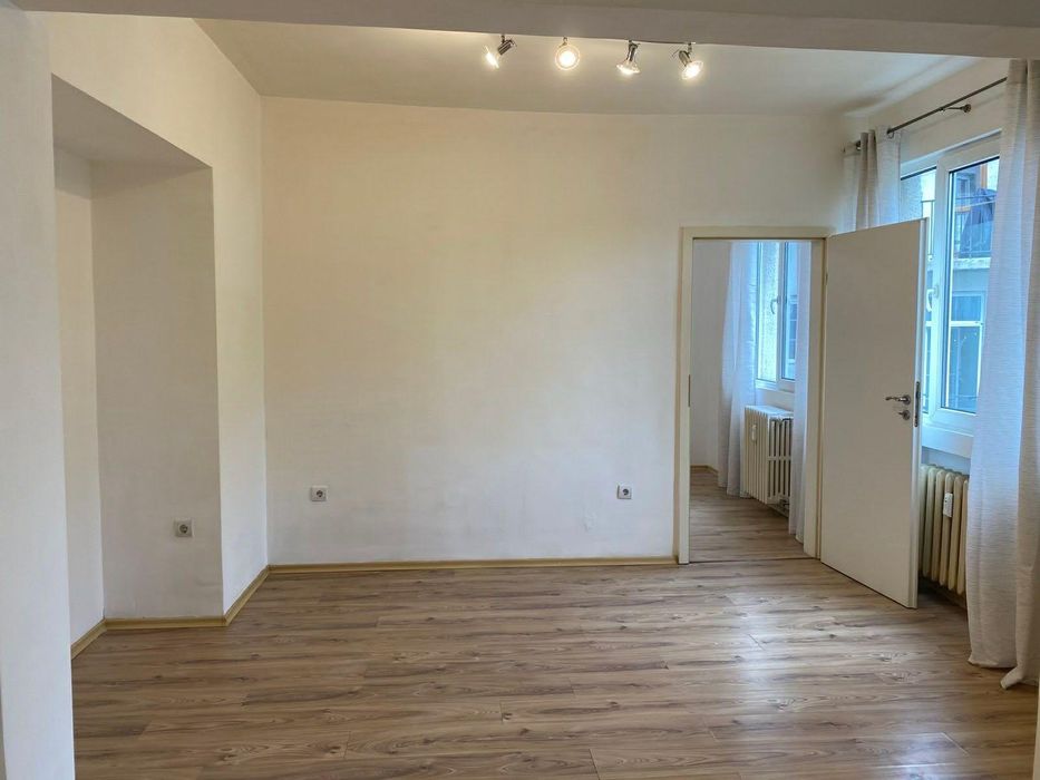 Дава се под наем Двустаен апартамент в София, Яворов - 60 кв.м за 598.23 € - Снимка #6