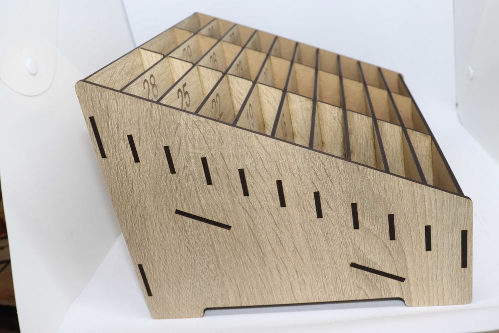 Дървена кутия за телефони