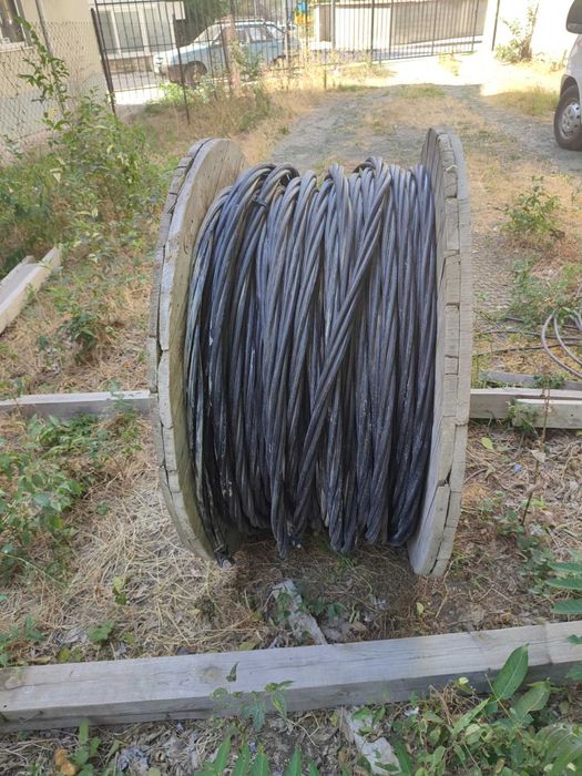 Усукан кабел за въздушни и външни мрежи 3x70+54,6 mm2