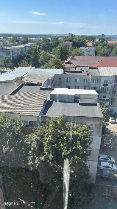 Apartament 3 camere, balcon, etaj 7, Călărași
