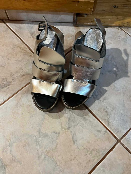 дамски сандали на ток