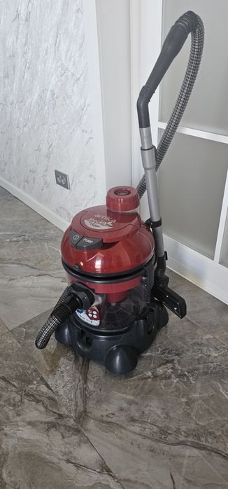 Продам пылесос Arnica для сухой и влажной уборки