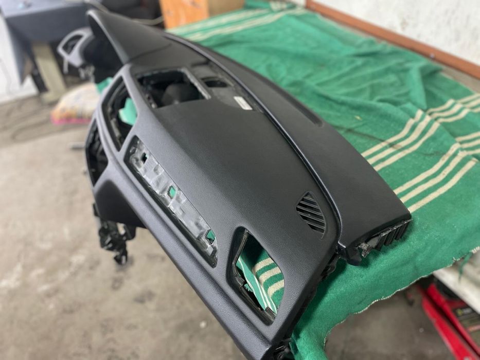 Торпеда Audi Q3.