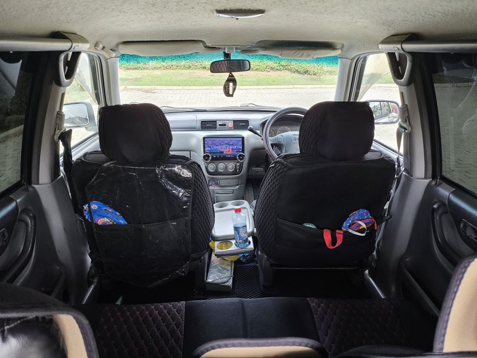 Продаю машину Honda CR-V