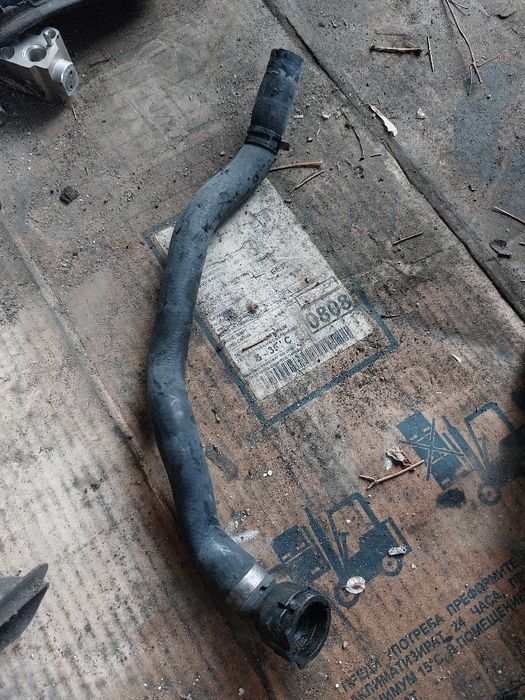 Тръби антифриз е90 е91 бмв  2.0д 184кс bmw e90 e91 2.0d