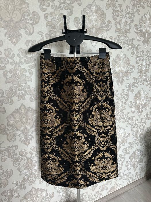 Модные вещи в хорошем состоянии.