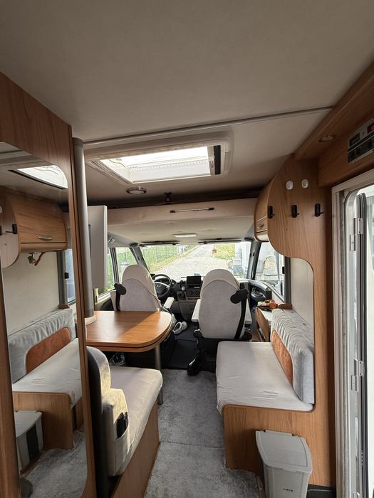 продавам кемпер Burstner Aviano автоматик