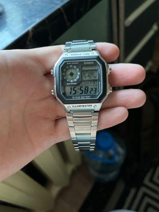 Наручные часы CASIO AE-1200WHD-1AVDF
