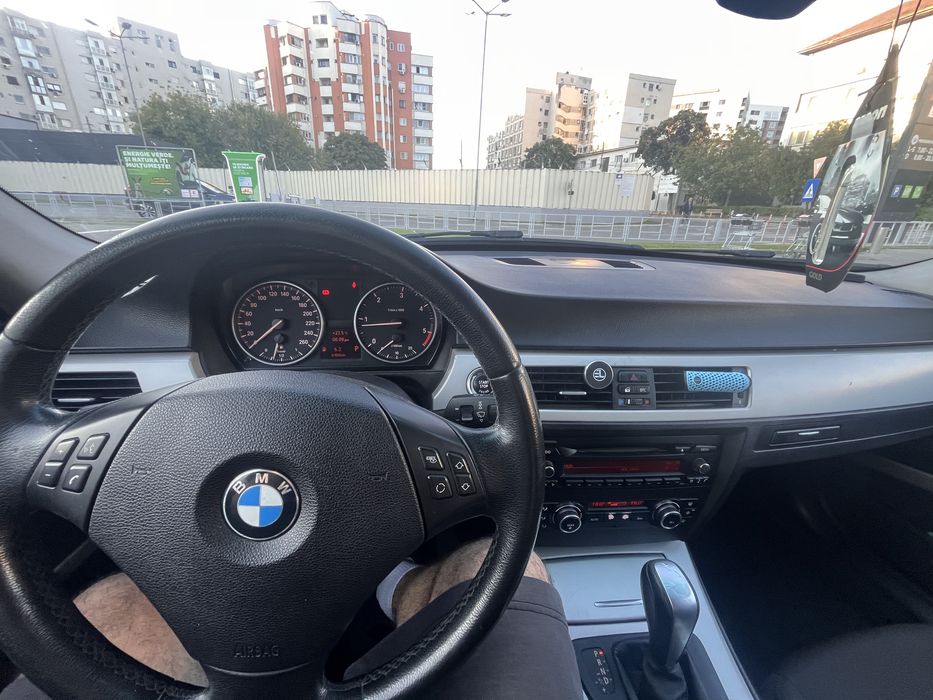 BMW Seria 3 2009 — imagine 3