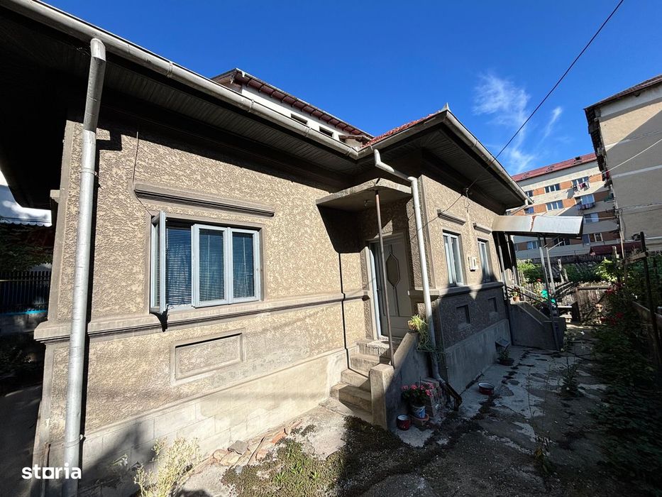 Casă +Teren Rm. Vâlcea str. N. Bălcescu