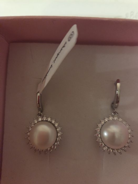 Продаются серьги с жемчугом