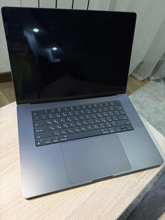 MacBook Pro 16″ M3 Pro / 18 ГБ / 512 ГБ SSD / 89% АКБ