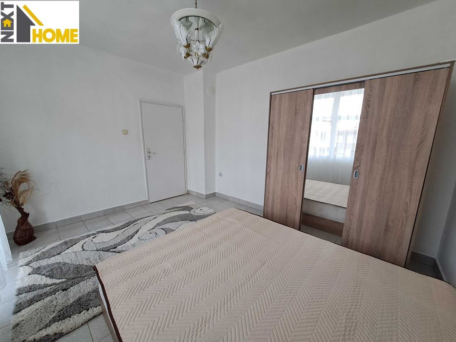 Просторен двустаен апартамент с ГАРАЖ