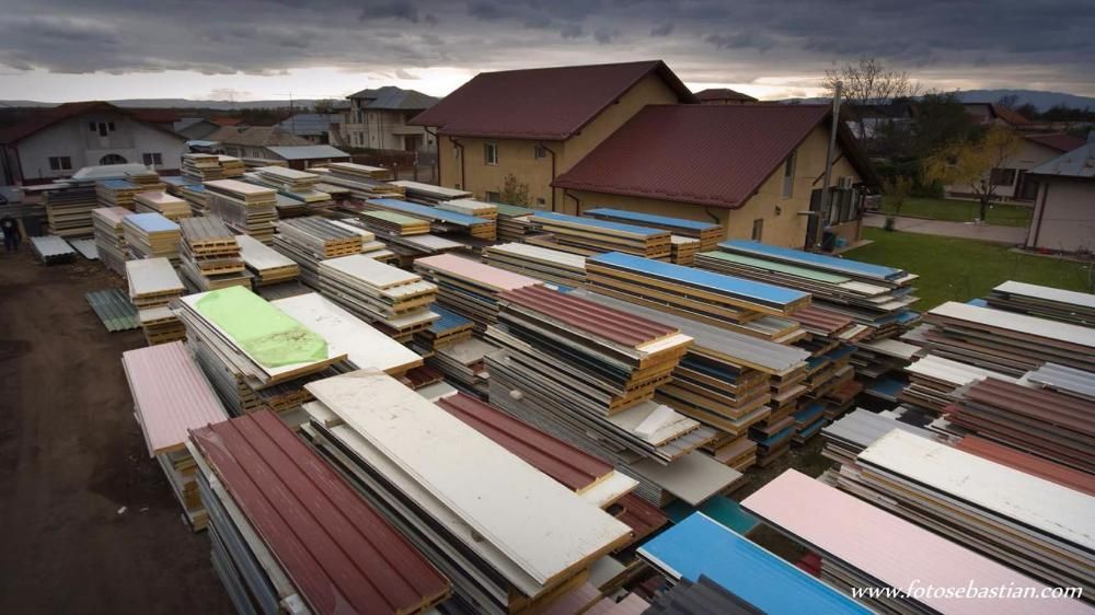 panouri termoizolante tip sandwich pentru acoperis si perete