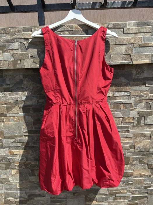 Червена рокля - М размер