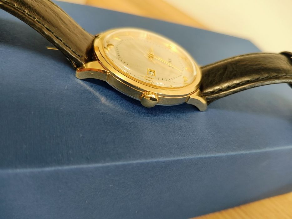 Колекция часовници Casio Kenneth Cole