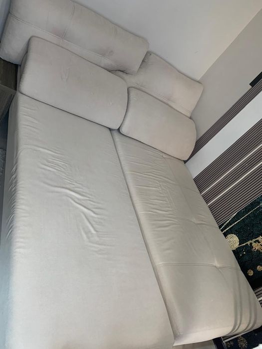 Продам диван в хорошем качестве!