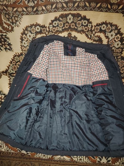 Продам осеннию куртку