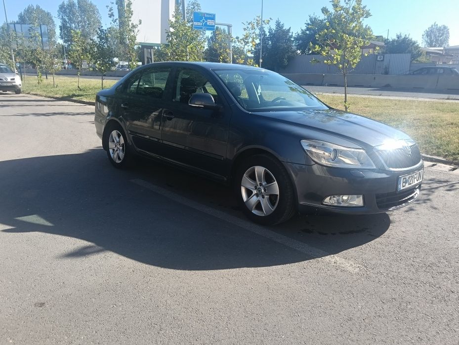SKODA Octavia 2012 — imagine 3