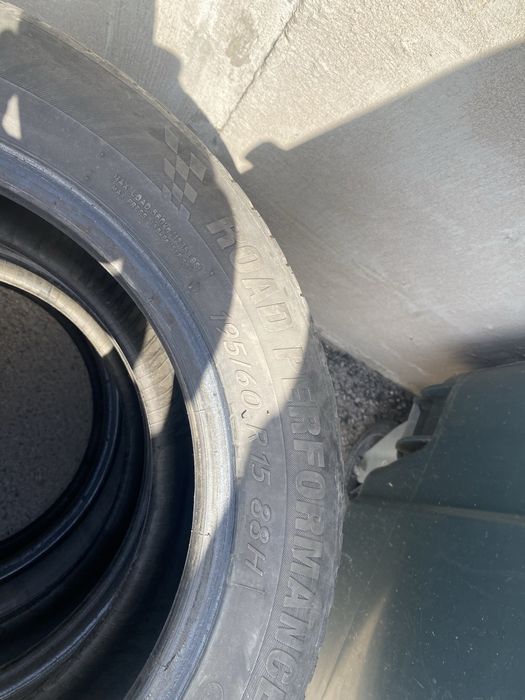 Резина 195/60r15летняя