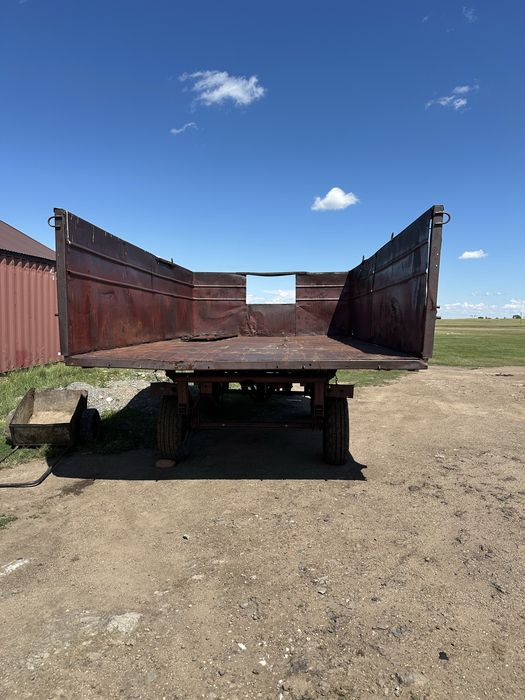Продам телегу ПТС-4