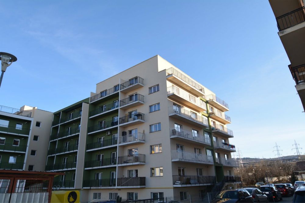 Apartament 3 camere, 75 mp, parcare – subînchiriere în regim hotelier- bloc nou