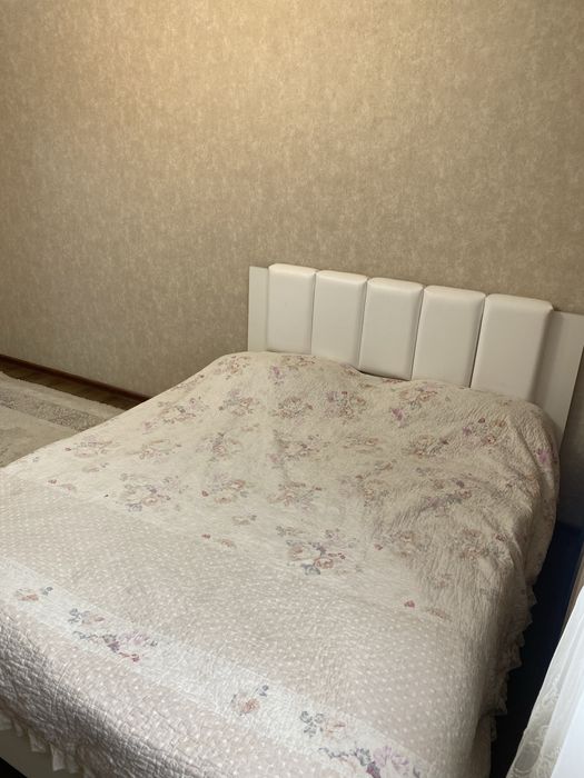 Кровать двуспальная