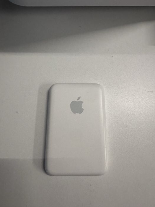 Apple MagSafe Battery Pack