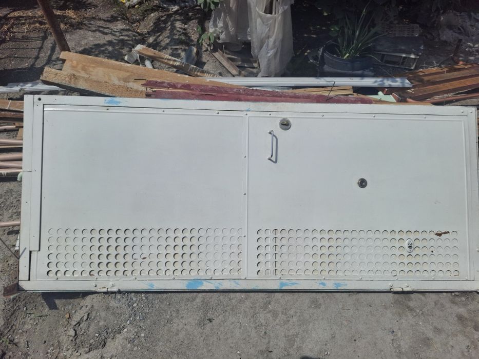 Дверь домларни эшиги