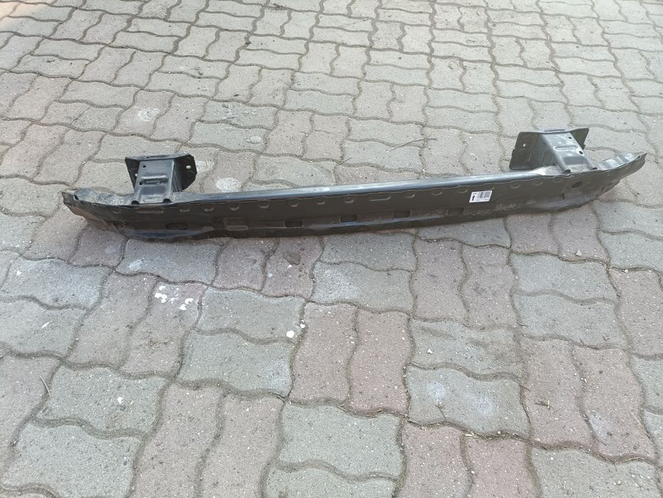 Bara spate Mercedes e 213