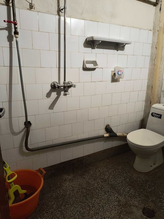 Дава се под наем Тристаен апартамент в Дупница - 85 кв.м за 229.5 € - Снимка #7