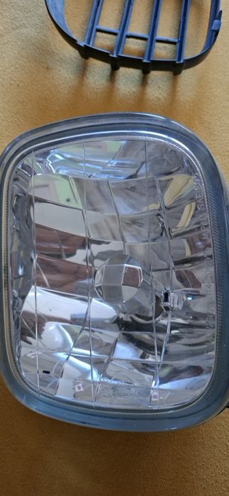 Фар халоген субару форестър десен