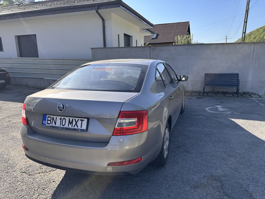 SKODA Octavia 2013 — imagine 2