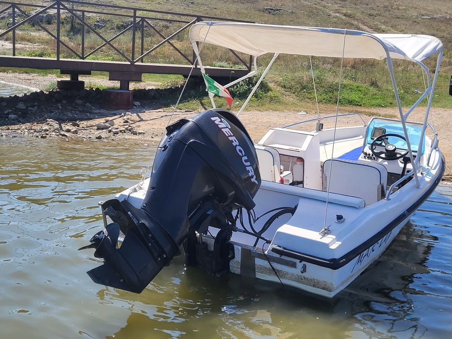 Vând barcă Rio Open+peridoc+motor