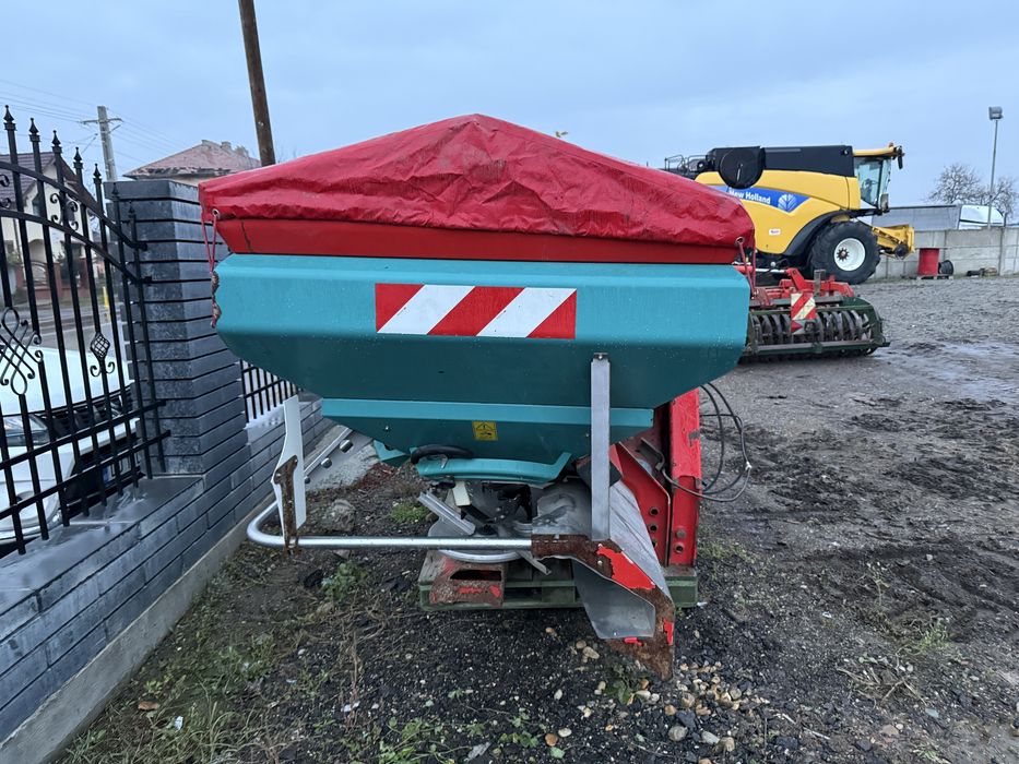 Distribuitor ingrasaminte Sulky X 44 cu cantar