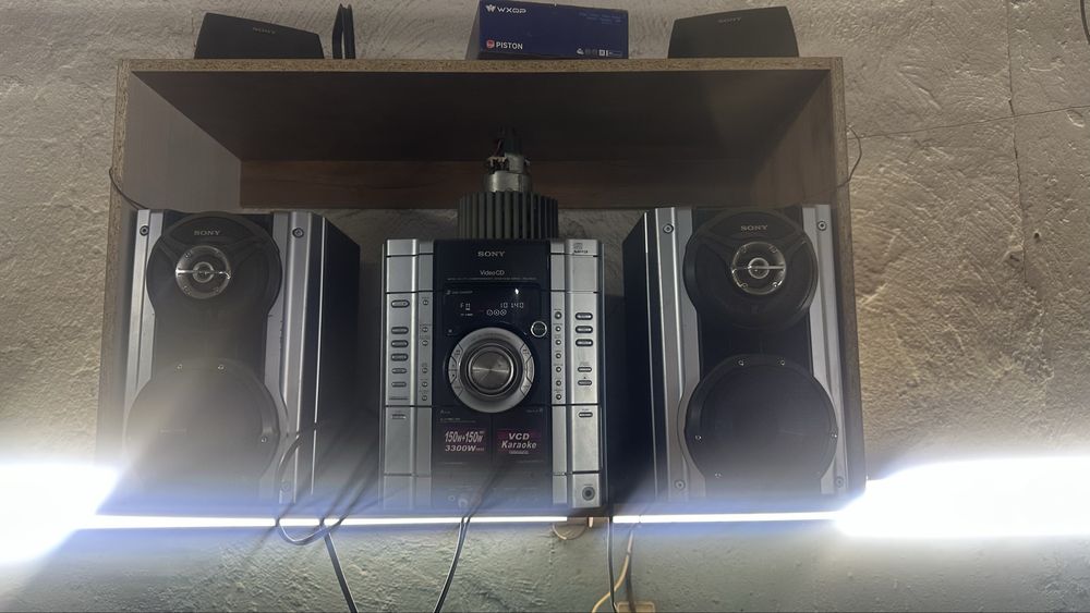 Продам Музыкальный центр Sony
