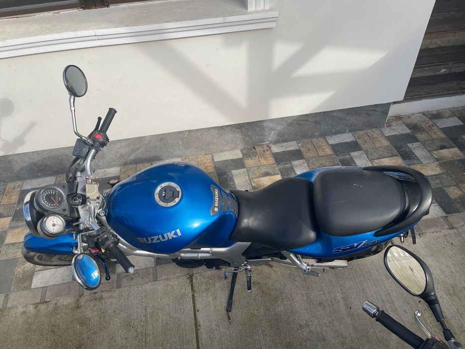 Suzuki SV 650, din 2000
