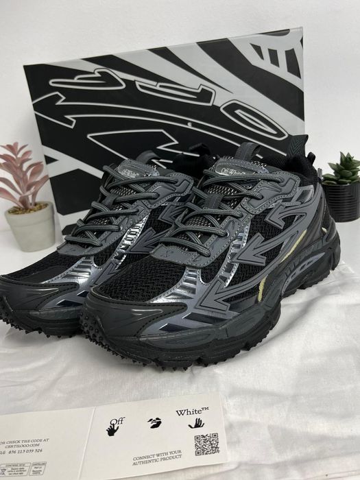 Off white ,,Be right back'' Negri(40,41)(PLATA RAMBURS FARA AVANS Verificare la livrare )