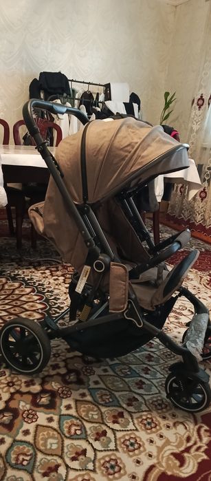 Продаются коляска в хорошим состояние