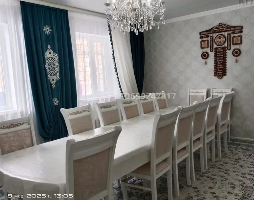 Продам стол гостиный + 14 стульев