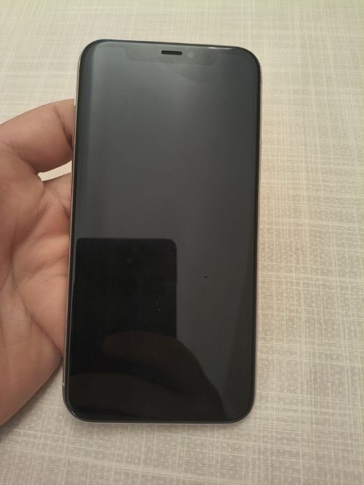 Vând telefon iPhone 11 Pro 100% baterie