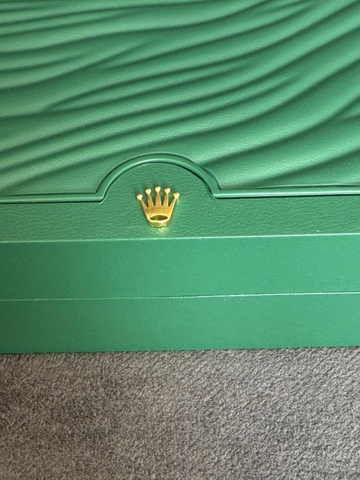 Часовник Rolex ново